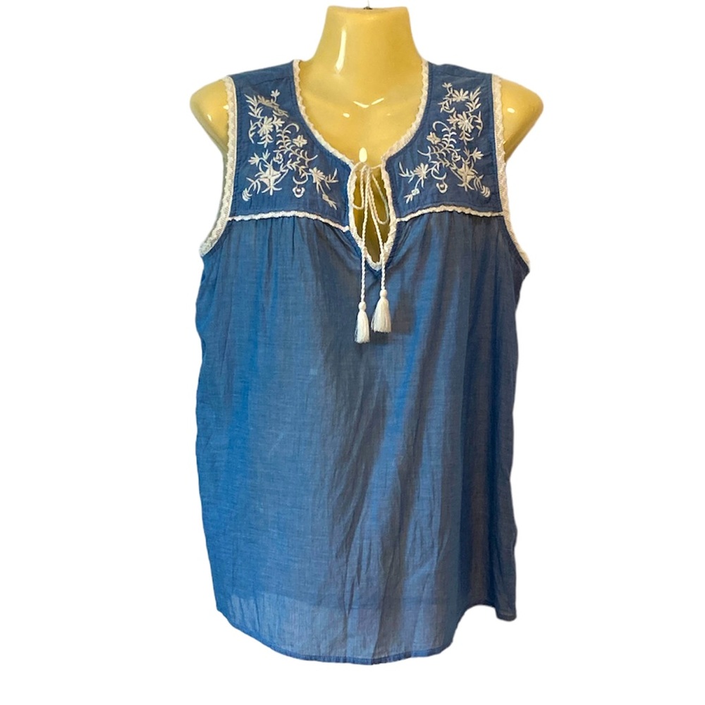 beachlunchlounge Sleeveless Blouse Embroidery Yoke Tassel Top Chambray Small